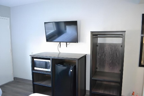 Noble Suites Jacksonville image 10